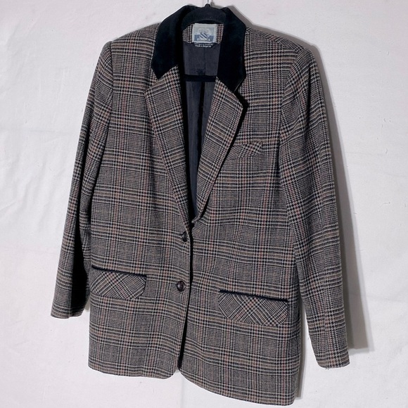 Evidence Black Beige Red Houndstooth Blazer with Black Velvet Collar 8 - Picture 13 of 13